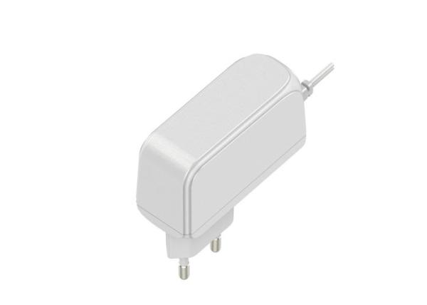 Buy cheap 600ma White 12V AC DC Adapter Universal Wall Mount For Phone Charging from wholesalers