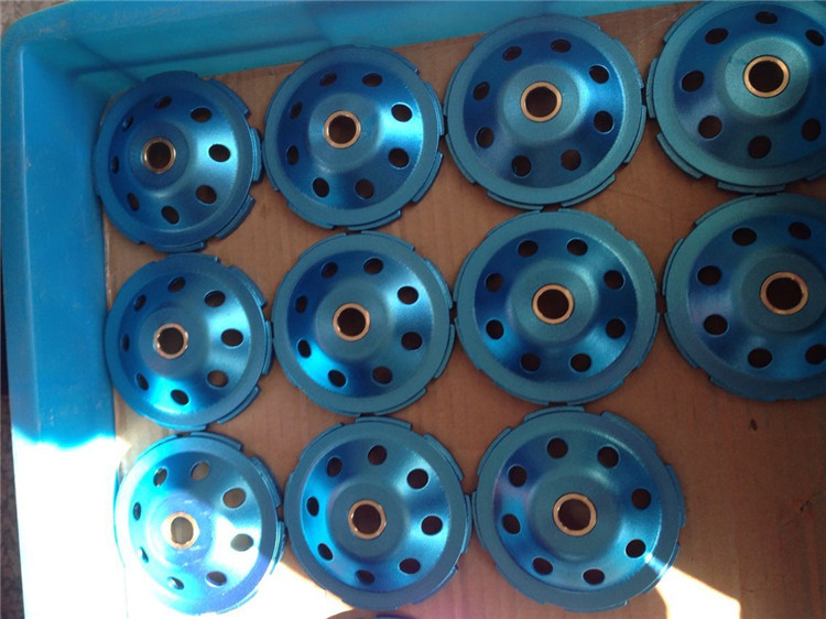 7 Concrete 16cm Hole Turbo Diamond Grinding Wheel No 24 Grit 178mm