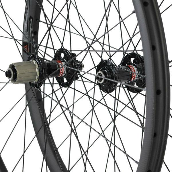 Buy cheap 26er bike mtb carbon wheels Mountain bike carbon wheelset chinese clincher 25*25mmrim from wholesalers