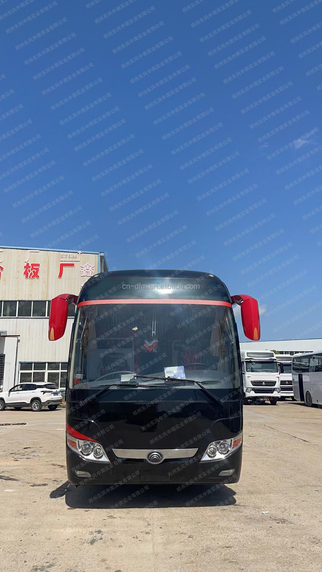 49 Seats Well Refurbished Chinese Customized Coach Bus with Max Speed of 100km/h