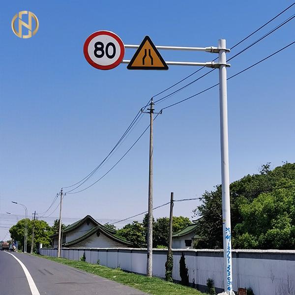 Buy cheap 6-15M Steel Traffic Sign Pole Corrosion Resistant For Traffic Control System from wholesalers