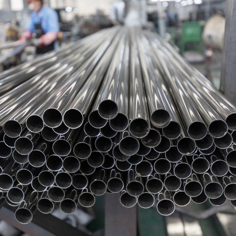 SS ASTM 201 304 316L 347 Grade Stainless Steel Pipe Hot Rolled For Buildings
