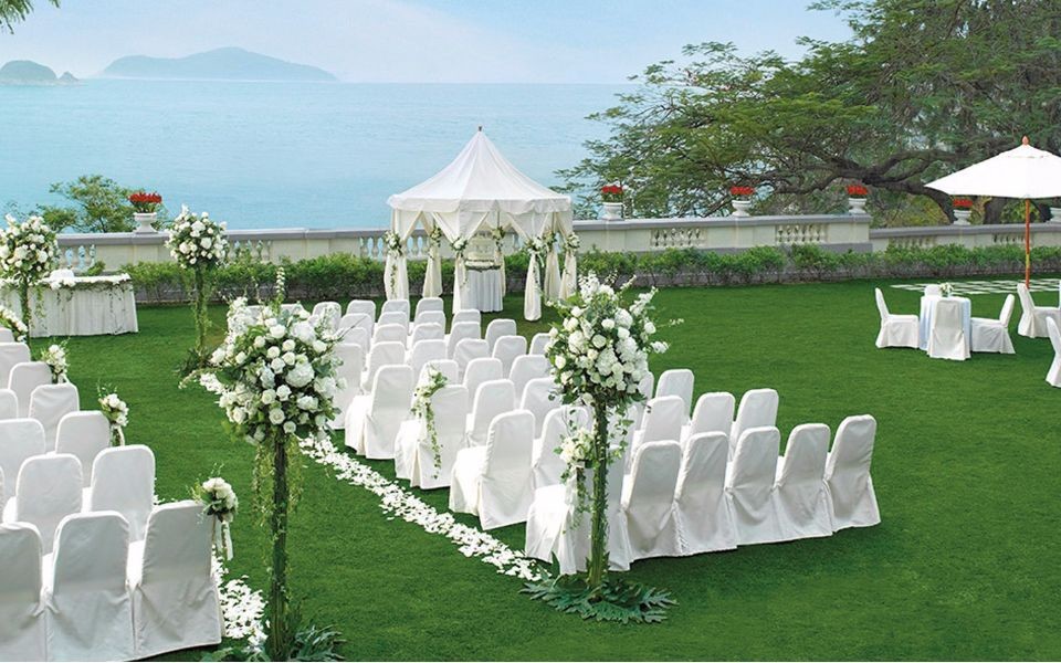Artificial Grass Turf For Garden Wedding Backyard 12000D 1.57 Pile Height 18900 Density