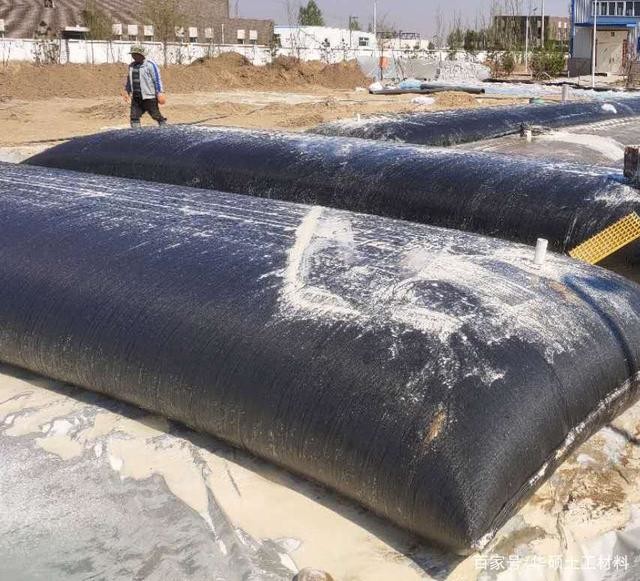 Black Woven Geotextile Geotube Dewatering Bags For Sludge Dewatering Filter