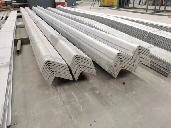 Buy cheap EN ASTM 50x50x5 Angle Bar Stainless Steel 304 Hot Rolled For Transmission Tower from wholesalers