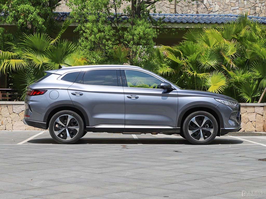 EV Hot Sell Byd Song Plus EV Electric Vehicle New Energy Cars Byd Song Han Tang Yuan Qin Automobile Vehicles Car for Sale ev car