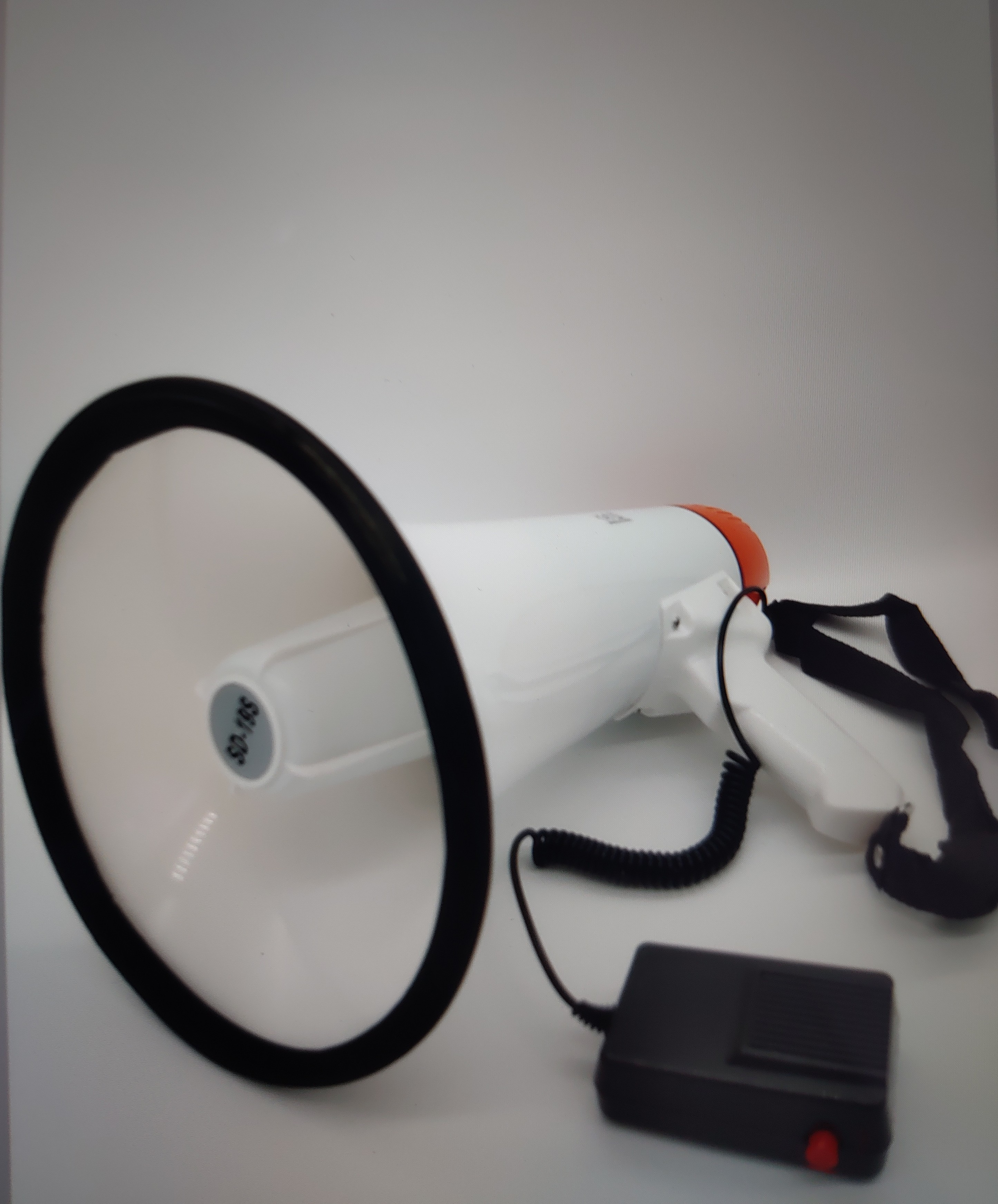 18650 Portable Lthium Battery Operated Bullhorn Megaphone ABS Construction 30W