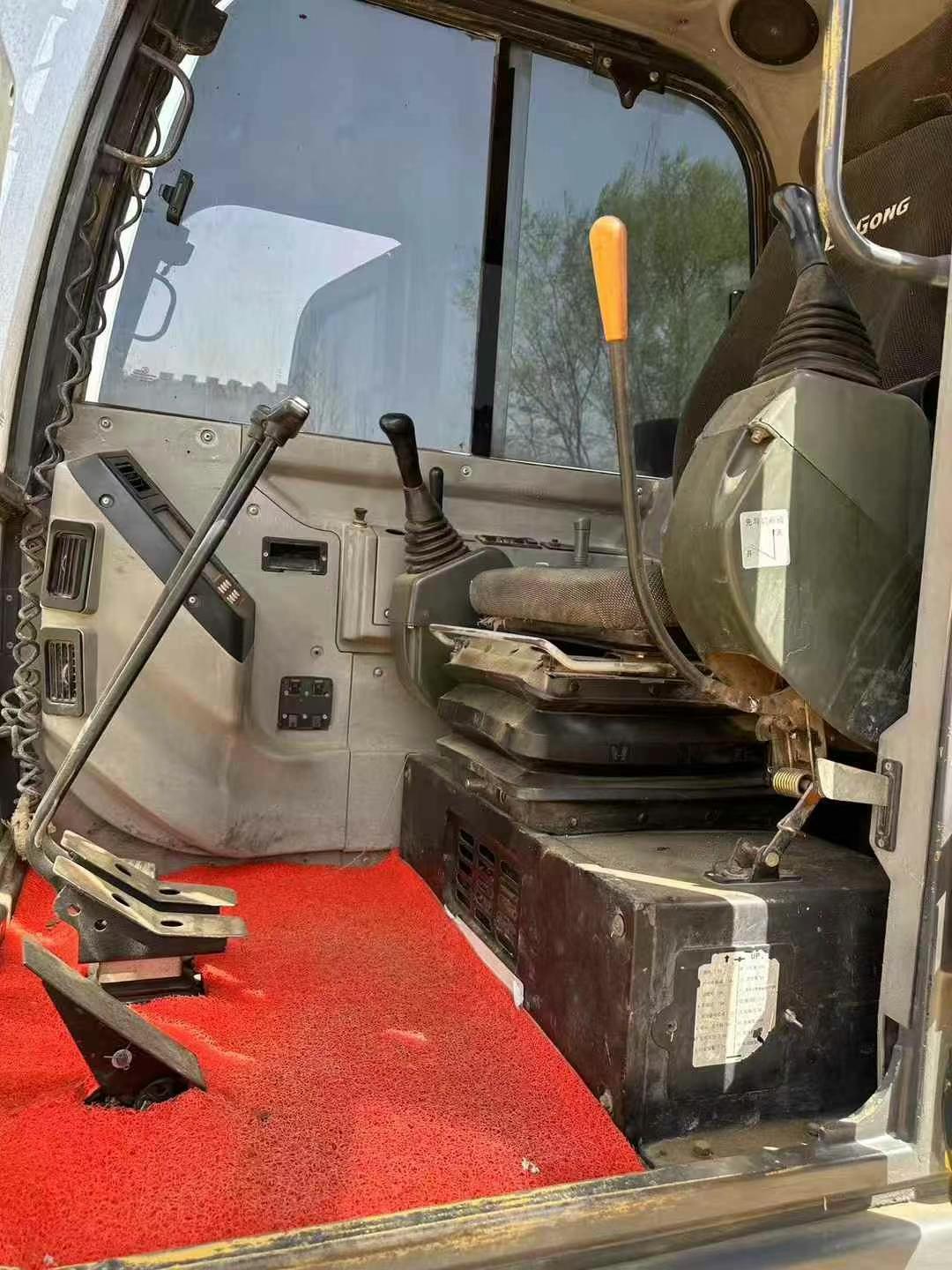 Used LiuGong 906E Excavator Good Condition Low Hours Construction Machinery