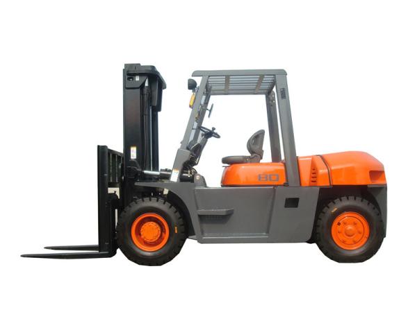 Buy cheap 8 Ton Diesel Powered Forklift 4wd Forklift Pallet Truck 18 Months Warranty from wholesalers