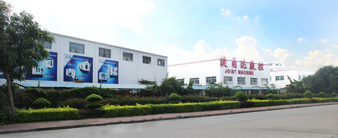 Flat Bed Slant Bed Vertical Machine CNC Lathe CNC Turning Axial Parts 250mm Sleeve With 11KW Spindle Motor