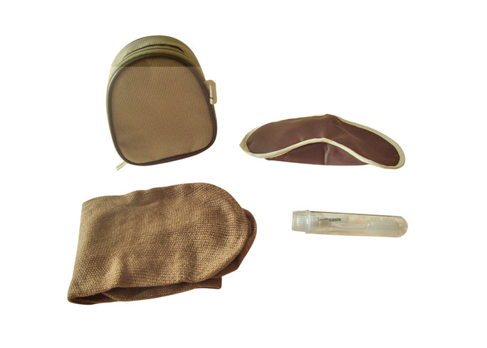 Simple Pack Airline Travel Kits , Travel Amenities Kit With White Nightclothes