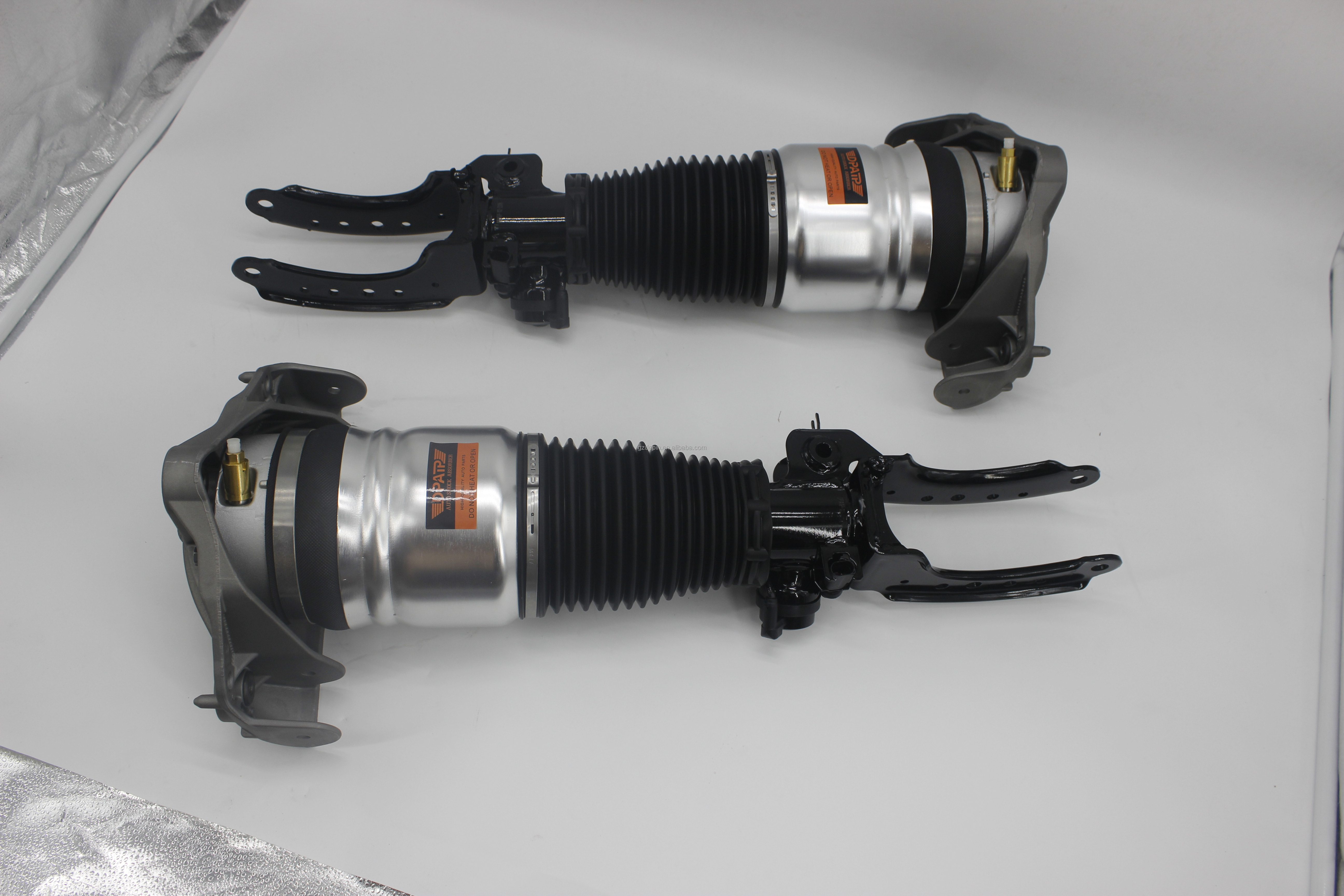 Land Rover Car Fitment Front Left Air Strut Shock Absorber for Porsche Cayenne Audi Q7 Volkswagen