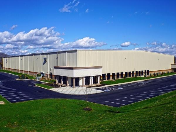 Buy cheap OEM Prefabricated Steel Structure Workshop Welding Building Earthquake Proof from wholesalers