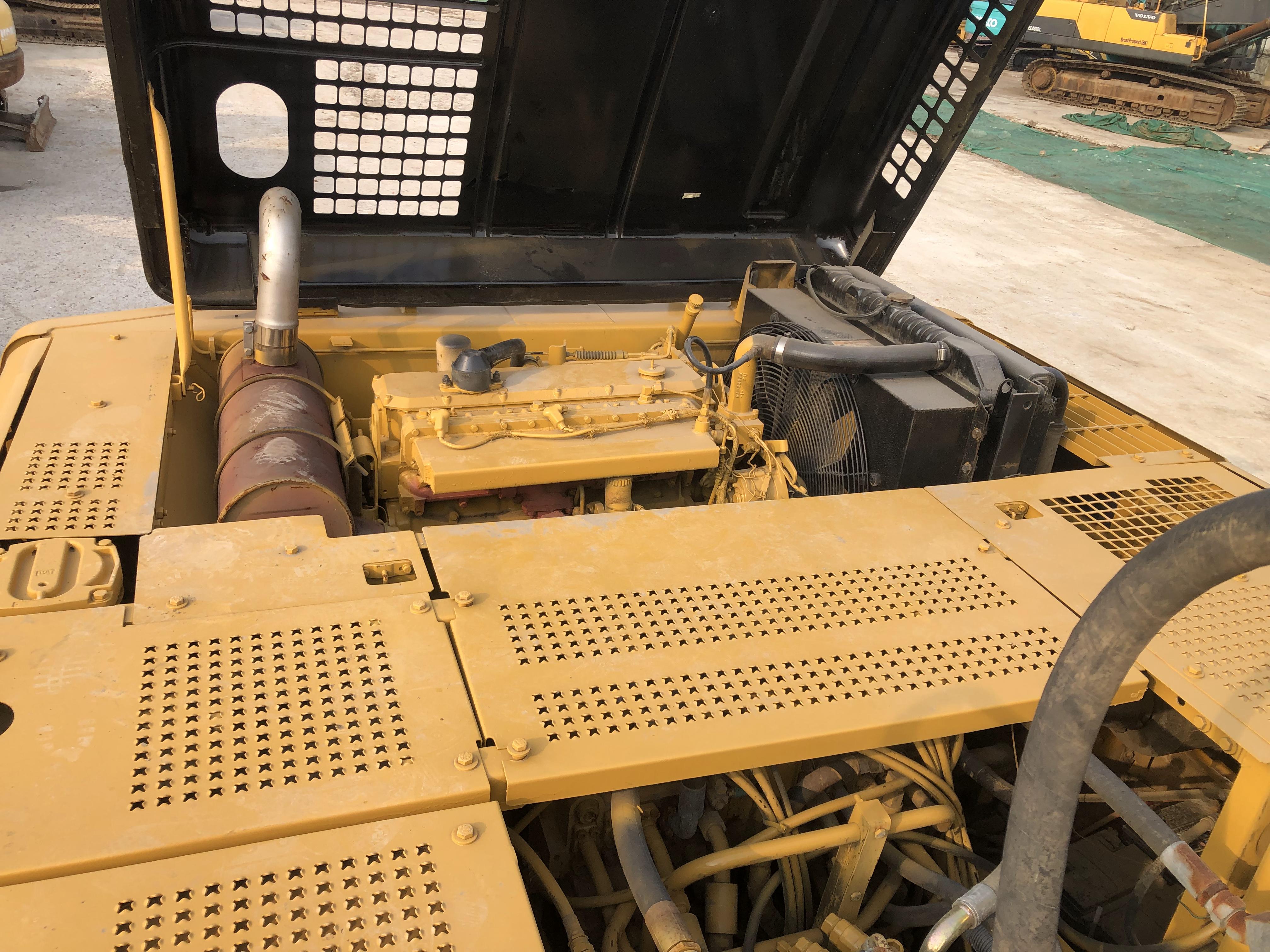 Transport Width 3.39 m Used CAT325B Excavator for Heavy-Duty Earthwork and Shipping
