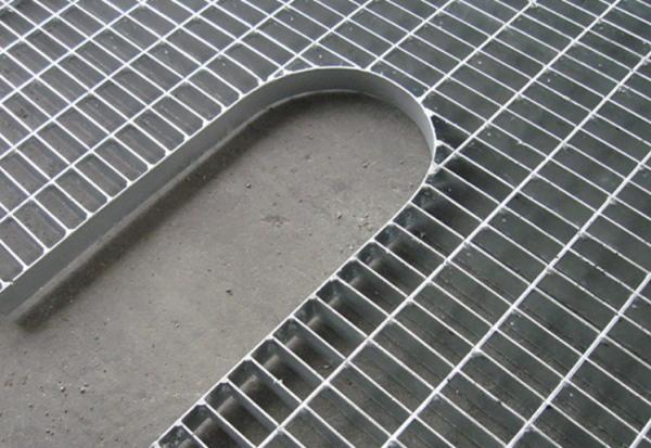 Buy cheap Q235 HDG Galvanized Steel Grating For Floor Walkway 1.2*1.8m 30*5mm from wholesalers