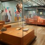 MDF Museum Display Showcase 12mm Tempered Glass Spray Painting