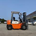 Orange 2T Diesel Powered Forklift Japanese Engine 3 Stage 6m Mast