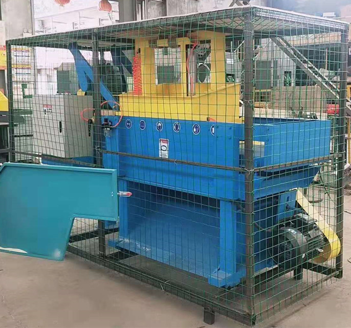Chicken Poultry Bedding Pine Wood Shaving Machine 500 To 1500kg Per Hour