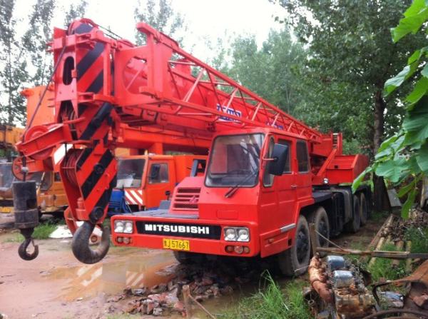 Buy cheap Used tadano 30ton truck crane for sale from wholesalers