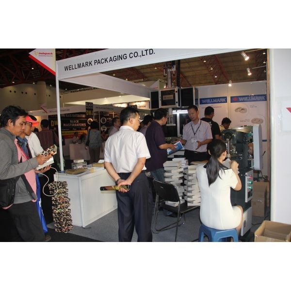 Automatic Rigid Box Making Machine / Book - Type Box Assembly Machine