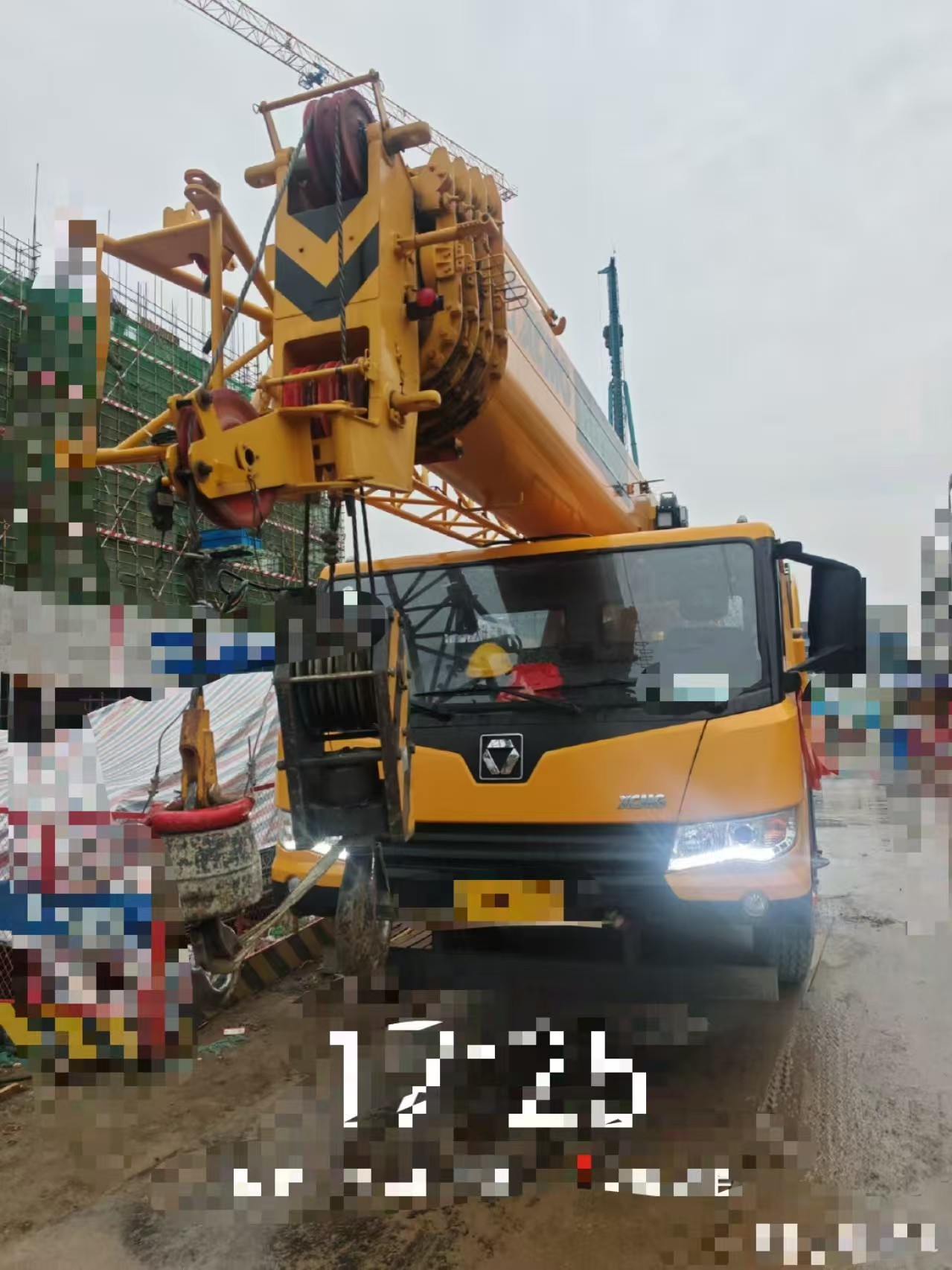 2024 Used XC MG Mobile Truck Crane 25 Tons, Crane Jib Length 41 Meters