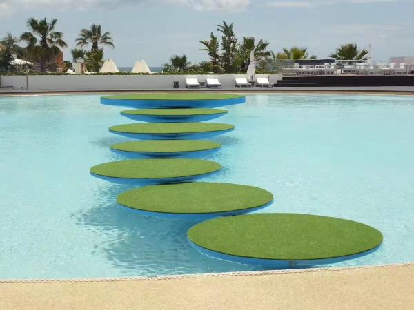 12000D PE Green Garden Artificial Grass Turf With 100% Drainage Capacity