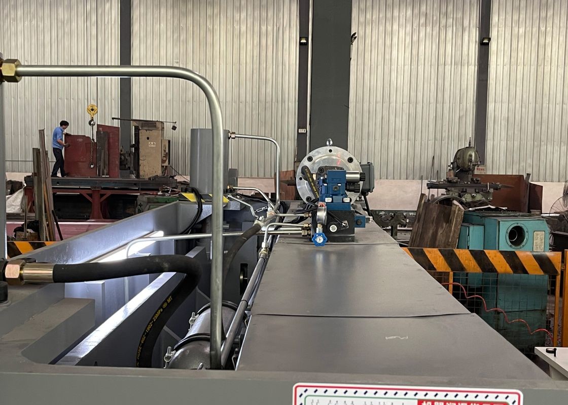 Blade Gap Adjustment Automatic Hydraulic Guillotine Shearing Machine 3200mm Blade Length