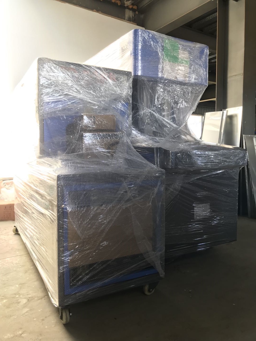 2000 ml Bottle Volume LGB-6L Plastic Bottle Water Making Machines for Easy Production