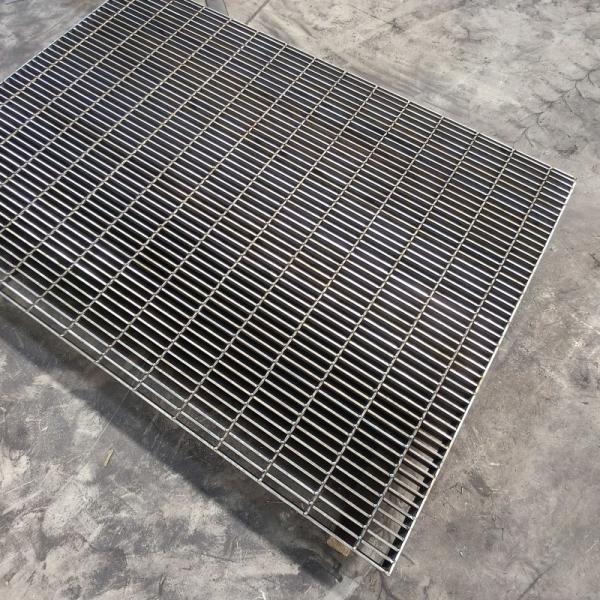 Buy cheap Modern Non Slip Grating For Steel Floor Decking Safety And Durability from wholesalers