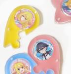 Stylish Heat-shape Acrylic Cartoon Figure Badge Holder Plexiglas Holder for