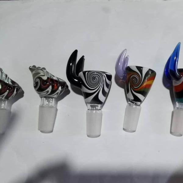 Buy cheap Overstock Glass Water Bong Bowl 18mm Or 14mm Size Mix Colors from wholesalers