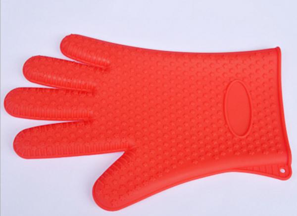 Buy cheap Red Silicone Kitchen Glove Non - Slip Adiabatic For Grill , Protect Hand from wholesalers