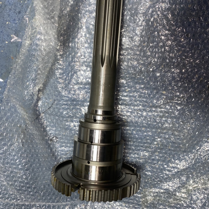 ZF16S2530 Gearbox First Shaft Made of Standard Material for Design