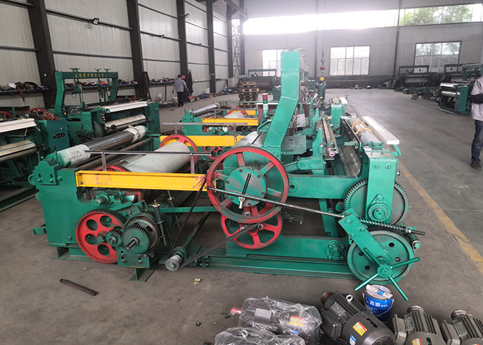 Lower Center Of Gravity Wire Net Making Machine Energy Efficiency 220V/50HZ