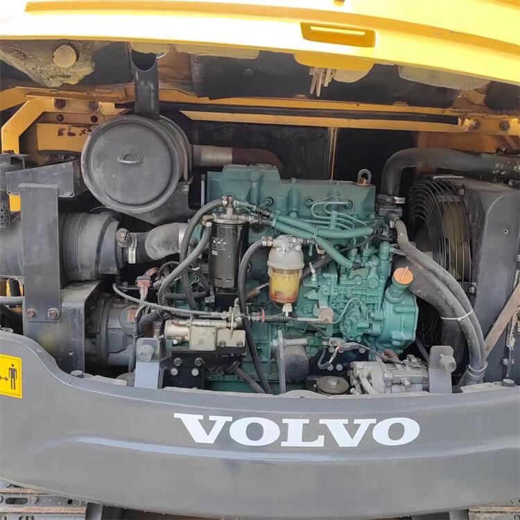 6000 KG Machine Weight Used EC60E Mini Excavator Volvo Main Control Valve in Korea