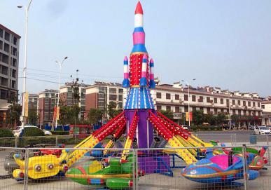 Outdoor Amusement Flying Car Rotating Lift Automatic Control Aircraft Play