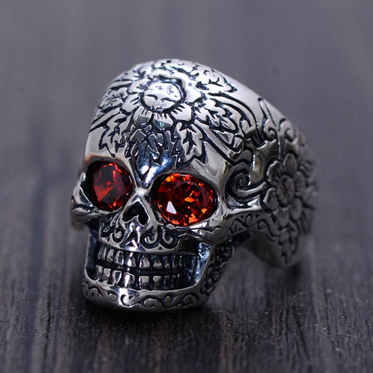 Men Retro Jewelry Heavy Sterling Silver Skull Ring with Red Cubic Zircon (043352)