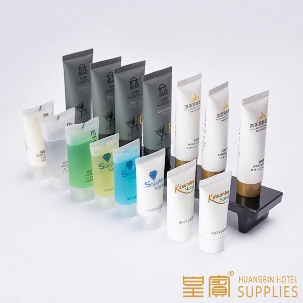 Buy cheap Hotel 3 - 5 Star Disposable Plastic Pipe Shampoo Bath Get Hotel Amenities Kit from wholesalers