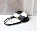 Zippered Black And White Checkered Bag 30cm 7cm 18cm Armpit Handbag