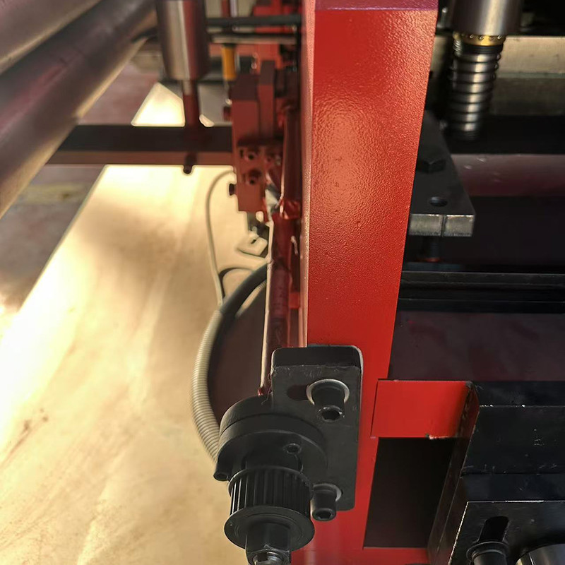 Metal PLC Control System Cable Tray Puncher Machine 220V Production And Output