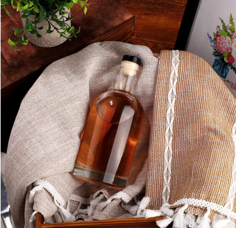 Bottle color Customized Clear Glass 500ml Empty Heavy Bottomed Wine Bottle Nordic with Stopper