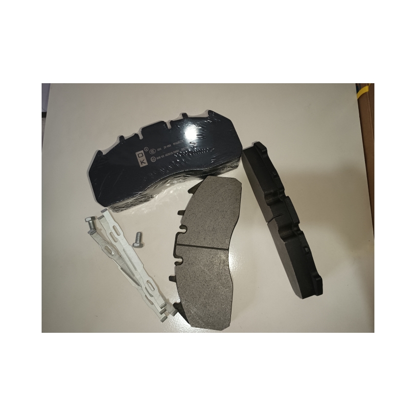 Semi Metal/Ceramic Brake Pad WVA29174/5001864363 for Volvo Truck T/T 30% Payment Term