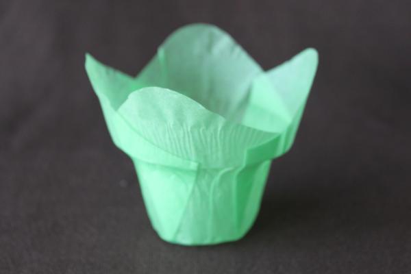 Buy cheap solid color light green cake tulip cup/Tulip Muffin Wrappers from wholesalers
