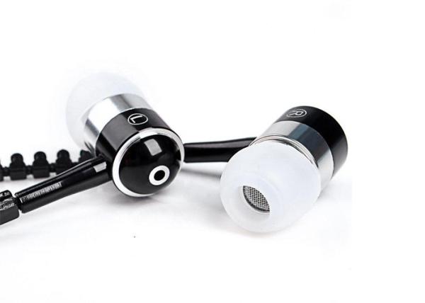 Buy cheap Durable Custom Fit Headphones , Black / White Wired Earphones With Mic from wholesalers