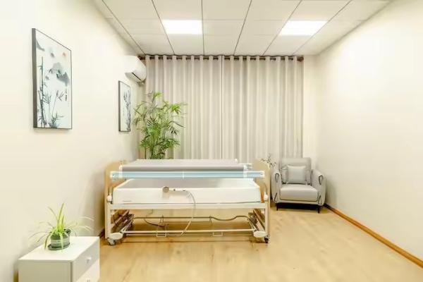 Buy cheap Intelligent suspended nursing bed suitable for elderly and disabled people's bathing care from wholesalers