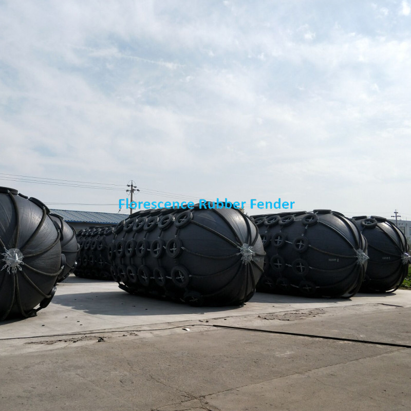 LNG Ship Boat Defence Marine Pneumatic Rubber Fender D3.3L6.5m