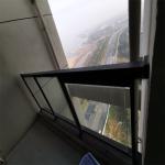 U Channel Black Tempered Aluminum Glass Railing Safety Mounted Balustrade