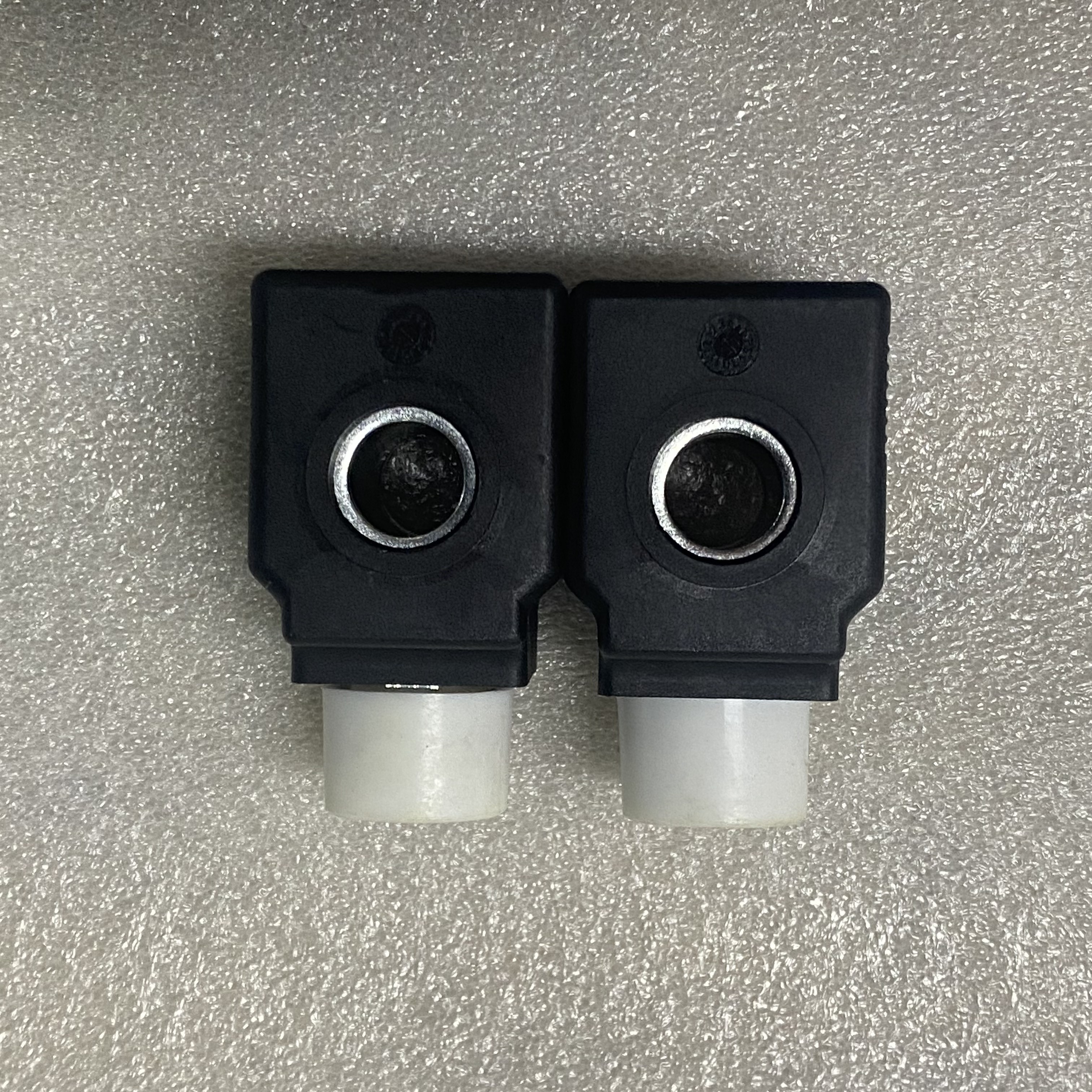 Black Square Coil Fluid Press 24VDC National Standard Certified Sany Zoomlion Putzmeister Concrete Pump Parts