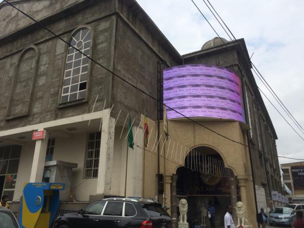 Curved DIP Outdoor LED Video Screen 3 In 1 Pixel Configuration Ethiopia Style
