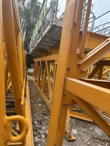 Zoomlion Tower Crane and Spare Parts Moving Type Car Type After-sales Service
